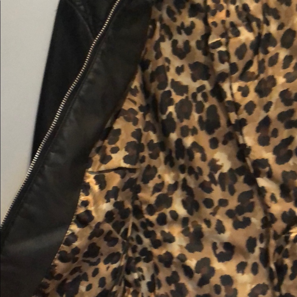 Black Rivet leather jacket - Picture 5 of 7